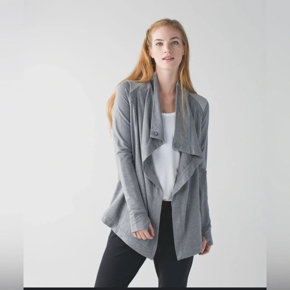Heathered Gray Lululemon Coast Wrap- EUC